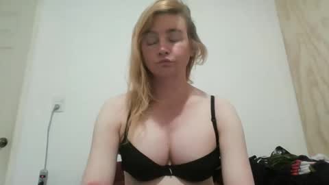 Snapshot of vagimosa chatting on September 2025 09:44:02 AM vagimosa online show from September 2025 09:44:02 AM