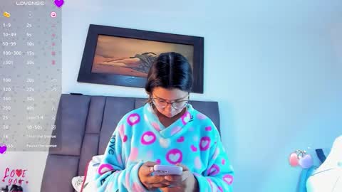 Vahiolet smith online show from February 2026 03:14:02 AM