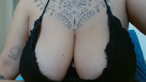 Vah Oliver online show from February 2026 03:38:01 PM