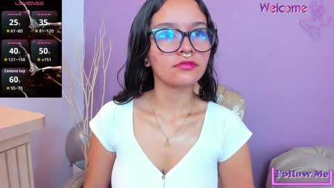 Vaiolet Harris online show from May 2026 11:53:01 AM