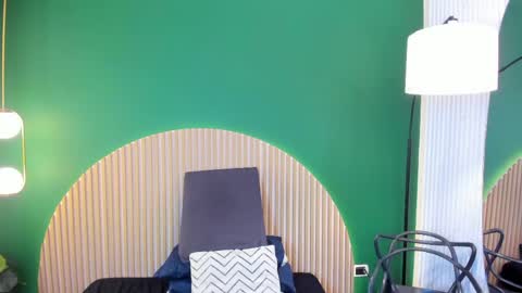 Vaiolet Harris online show from May 2026 11:39:02 AM