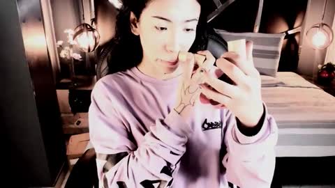 Snapshot of vaiolethsan chatting on December 2025 07:43:02 PM Vaioleth online show from December 2025 07:43:02 PM