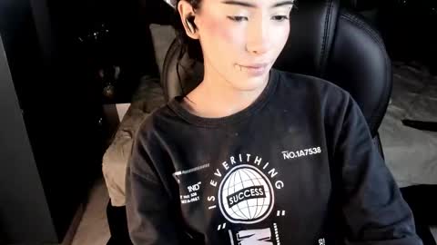 Snapshot of vaiolethsan chatting on January 2026 08:51:02 PM Vaioleth online show from January 2026 08:51:02 PM