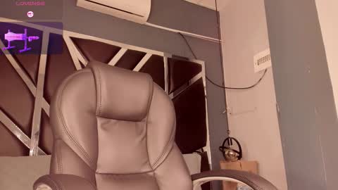 Snapshot of vaiolethsan chatting on February 2026 08:45:02 PM Vaioleth online show from February 2026 08:45:02 PM