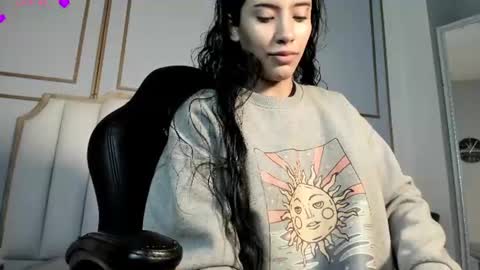 Vaioleth online show from June 2026 12:59:01 PM