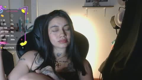 Snapshot of val_bardot1 chatting on May 2026 05:58:02 AM first of all... who are u online show from May 2026 05:58:02 AM