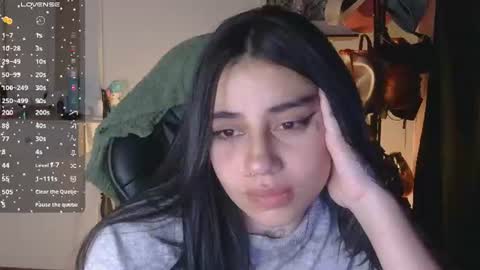 Snapshot of val_bardot1 chatting on June 2026 04:25:02 AM first of all... who are u online show from June 2026 04:25:02 AM