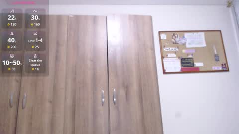 Valeria online show from September 2025 01:29:01 AM