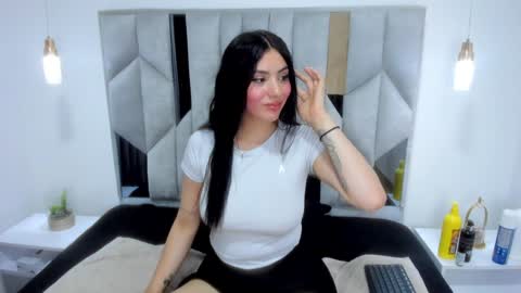VALENTINA online show from December 2024 05:48:02 PM