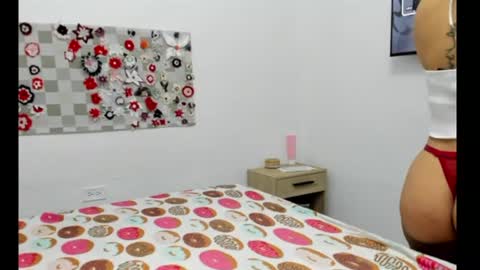 valen_col online show from June 2026 03:00:01 AM