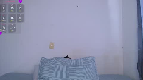 IG-valen mendoza99  twitter valenthompson99 online show from February 2026 09:13:01 PM