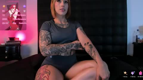 Snapshot of valengray chatting on June 2026 12:18:02 PM Valen online show from June 2026 12:18:02 PM