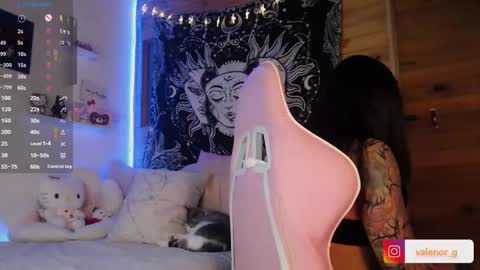 valentina online show from February 2025 06:55:01 AM