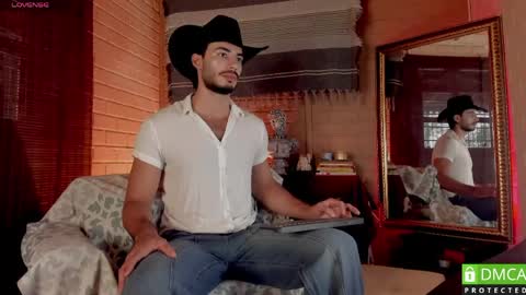 valentin_hoffman online show from April 2026 12:20:02 PM