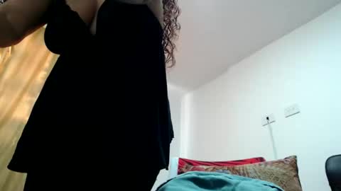 Valentina2730 online show from February 2026 10:36:02 PM