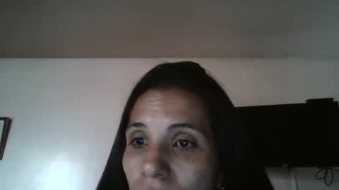 Snapshot of valentina376456 chatting on February 2025 04:02:01 PM Julieta-2012 online show from February 2025 04:02:01 PM