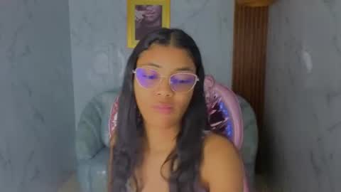 Snapshot of valentina_gomez_s chatting on June 2026 12:42:02 PM Valentina online show from June 2026 12:42:02 PM