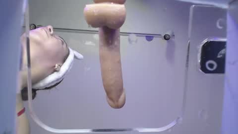 Valentina online show from April 2026 01:03:01 PM