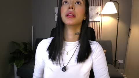 Snapshot of valentina_vegaa chatting on July 2026 02:27:01 PM Val online show from July 2026 02:27:01 PM