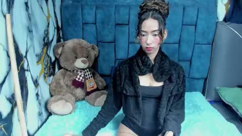 Snapshot of valentinaklean1 chatting on June 2026 01:40:01 AM valentinaklean1 online show from June 2026 01:40:01 AM