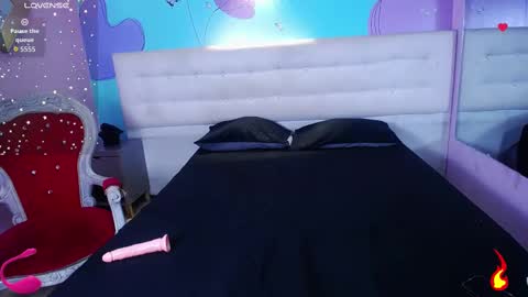 Valentinaluxee online show from September 2025 08:56:01 PM
