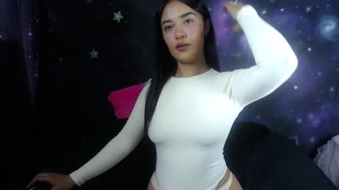 valentinarojass_ online show from February 2026 01:49:01 PM