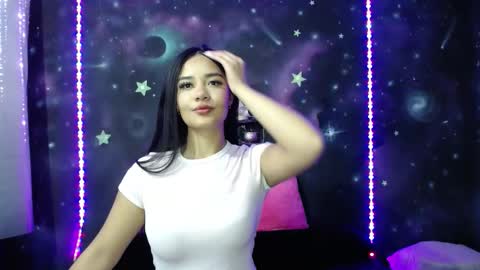 valentinarojass_ online show from February 2026 02:29:01 PM
