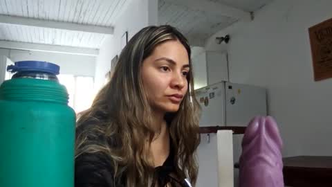valentinaseleni24 online show from October 2025 07:01:01 PM
