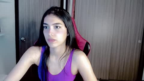 Snapshot of valentinasweet_ chatting on November 2025 01:41:01 AM Valentina  online show from November 2025 01:41:01 AM