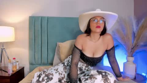 Snapshot of valentinavegaa chatting on June 2026 01:55:02 AM Valentina Vega online show from June 2026 01:55:02 AM