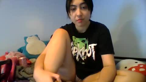 Snapshot of valentineyittk chatting on December 2024 09:55:01 PM ValentineKitty online show from December 2024 09:55:01 PM