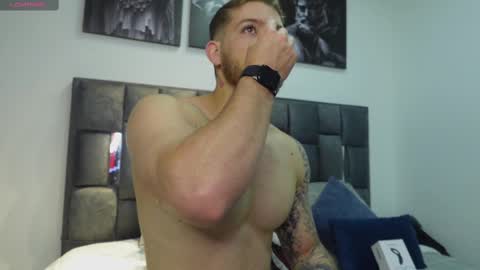 Valentino Ferrari online show from February 2025 06:33:02 PM