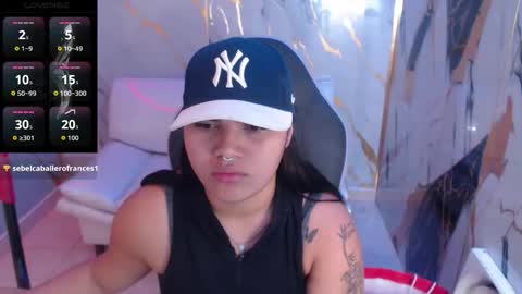 valeri_harpers4 online show from December 2025 05:31:02 PM