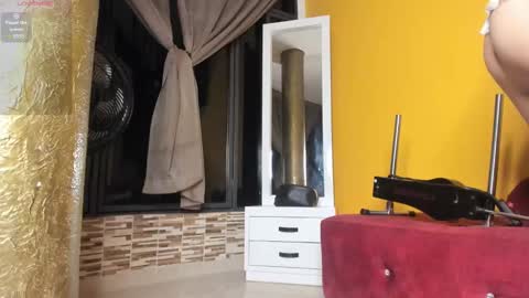 Valeria online show from November 2025 03:17:01 AM