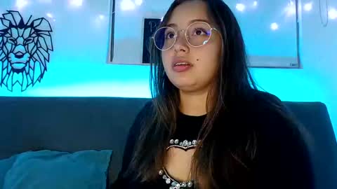 valeria online show from September 2025 04:47:01 AM