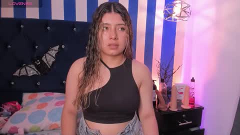 valeria_rouse28 online show from October 2025 05:30:01 PM