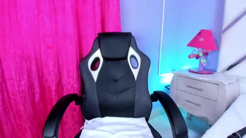 valeriajacobs online show from October 2025 11:53:01 AM