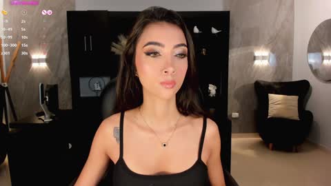 Snapshot of valeriavelvet chatting on January 2025 11:51:01 AM Vale online show from January 2025 11:51:01 AM