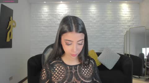 Snapshot of valeriavelvet chatting on January 2025 11:48:01 AM Vale online show from January 2025 11:48:01 AM