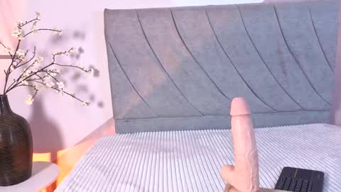 Valeria online show from November 2025 09:36:02 PM