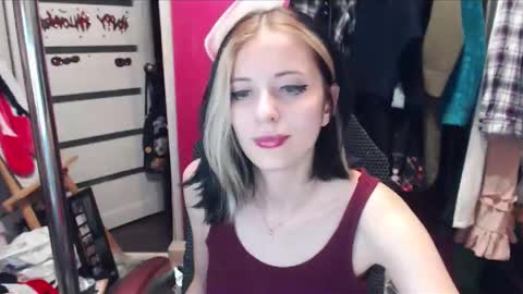 Snapshot of valeriaxkiss chatting on January 2025 06:12:02 PM ValeriaXKiss online show from January 2025 06:12:02 PM
