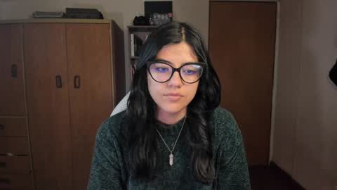 Snapshot of valerie__sky chatting on January 2025 03:29:02 AM Val online show from January 2025 03:29:02 AM