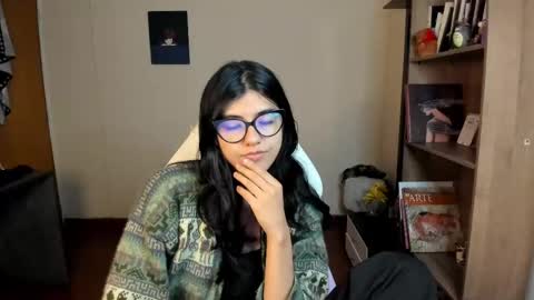 Snapshot of valerie__sky chatting on March 2025 02:17:01 AM Val online show from March 2025 02:17:01 AM