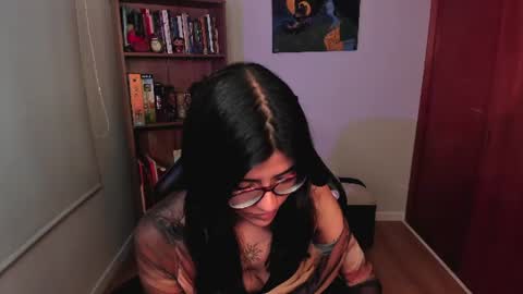 Snapshot of valerie__sky chatting on June 2026 02:54:02 AM Val online show from June 2026 02:54:02 AM