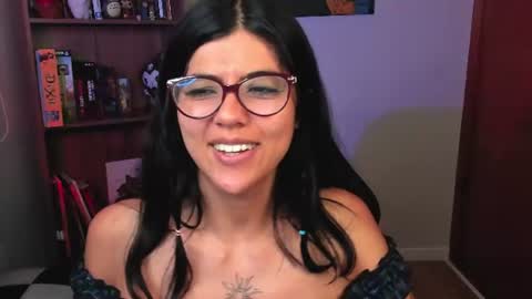 Snapshot of valerie__sky chatting on July 2026 11:44:02 PM Val online show from July 2026 11:44:02 PM