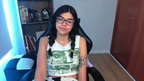 Snapshot of valerie__sky chatting on July 2026 02:56:02 PM Val online show from July 2026 02:56:02 PM