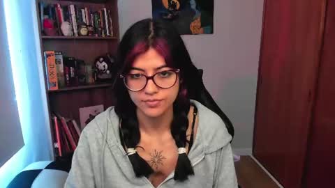 Snapshot of valerie__sky chatting on July 2026 02:52:02 PM Val online show from July 2026 02:52:02 PM
