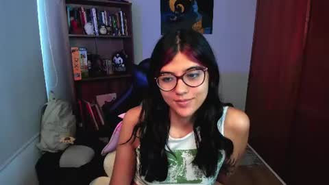 Snapshot of valerie__sky chatting on August 2026 02:42:02 PM Val online show from August 2026 02:42:02 PM
