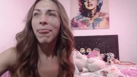 valerie_rousse online show from March 2025 09:35:01 PM