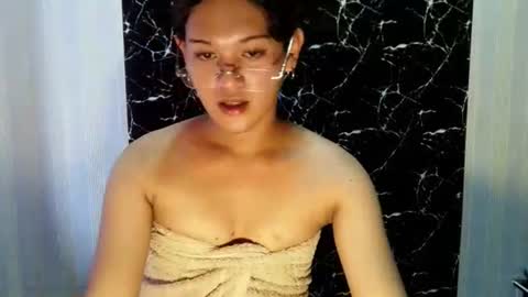 Snapshot of valerie_whore chatting on June 2026 07:55:01 AM valerie online show from June 2026 07:55:01 AM